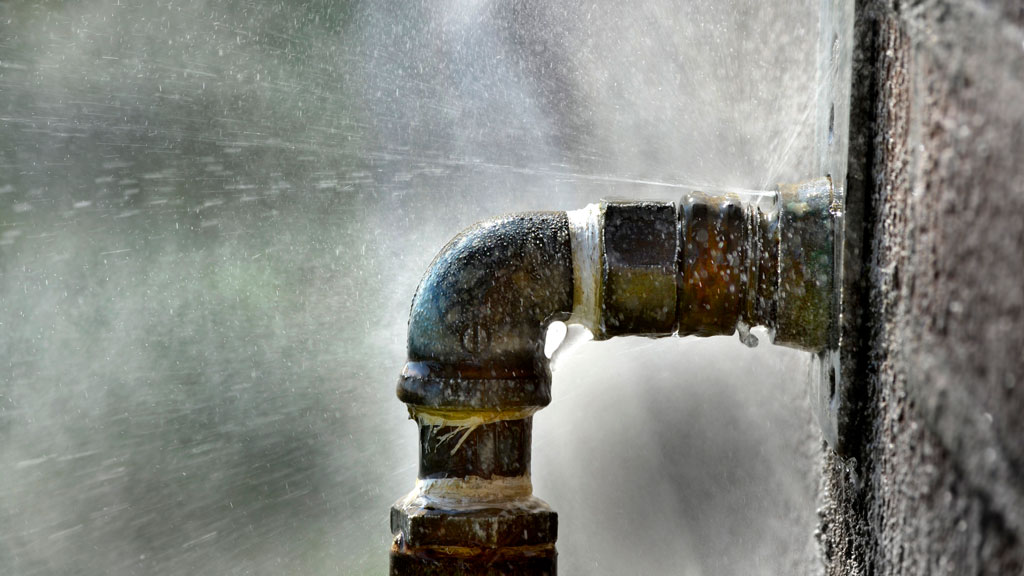 Plumbing Services for Burst and Damaged Pipes